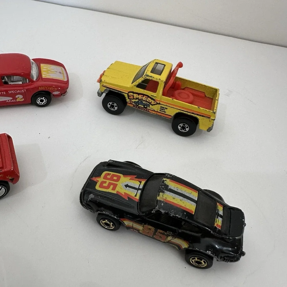 Lot Of 7 Vintage 80s/90s Hot Wheels/Matchbox Cars‎